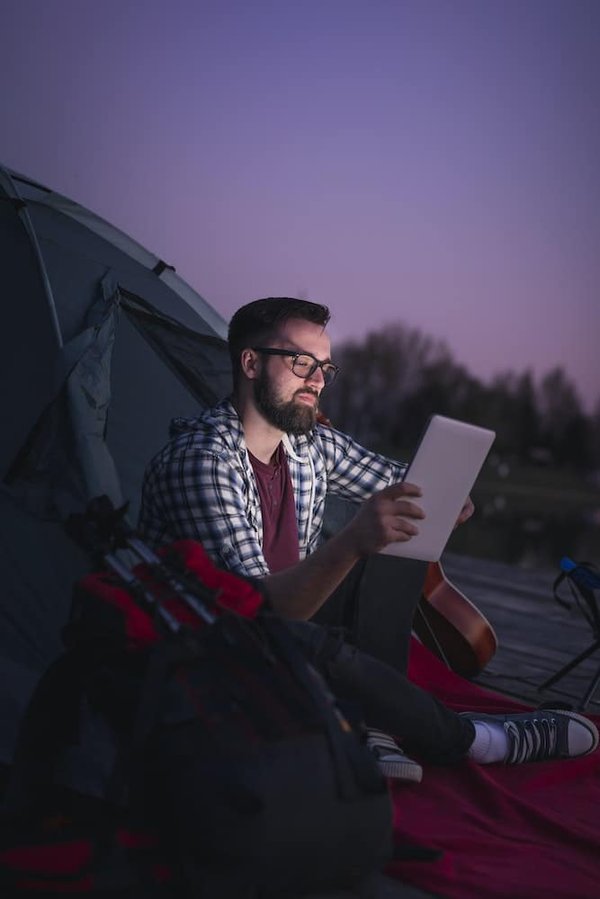Quelles sont les meilleures stratégies pour un camping réussi dans un parc national protégé?